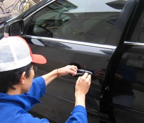 菏澤汽車配鑰匙電話(24小時修鎖換鎖芯)