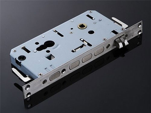 北碚區(qū)開(kāi)鎖店(配車鑰匙)