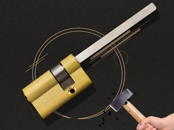 洛陽(yáng)上門(mén)換鎖芯多少錢(qián)(開(kāi)鎖服務(wù)熱線)